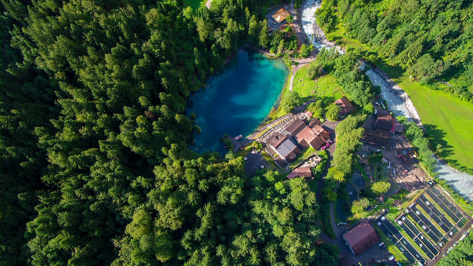 Hotel Blausee im Naturpark